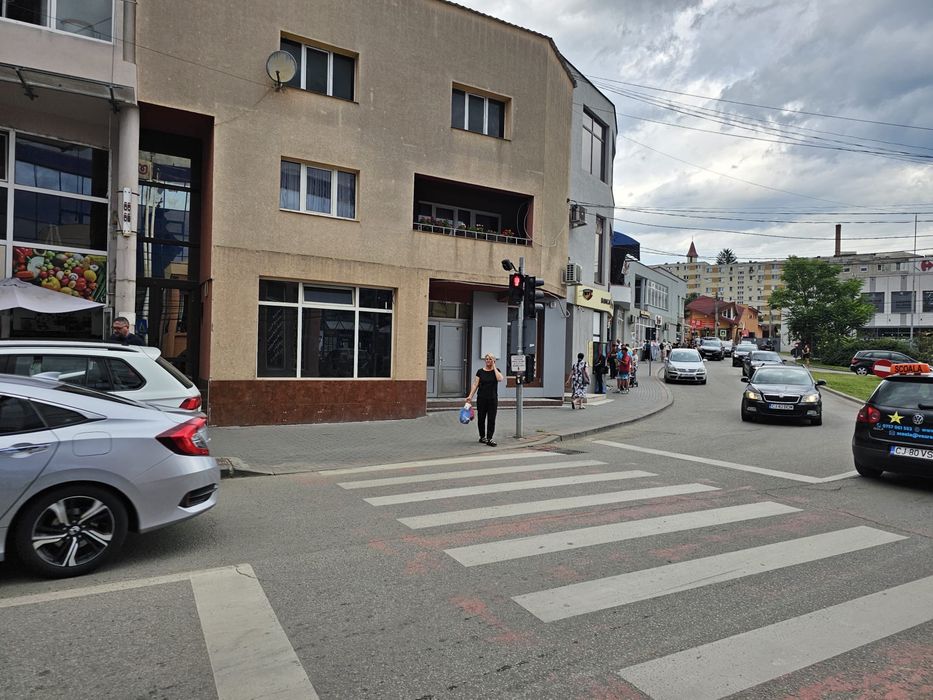 Spațiu de închiriat!