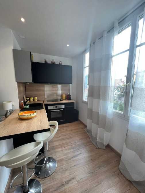 Дава се под наем Двустаен апартамент в Пловдив, Христо Смирненски - 67 кв.м за 331.5 € - Снимка #3