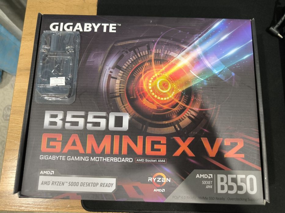 Продам игровой комплект