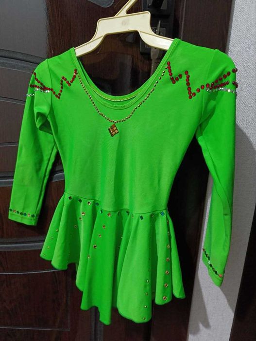 Купальники для худ .гимнастики