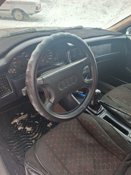 Продам Ауди 80 б4