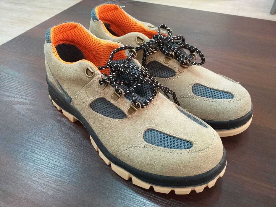 Oyoq kiyim Uniforma СКИДКА.