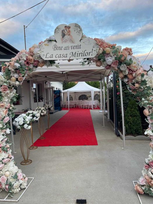 Corturi de evenimente