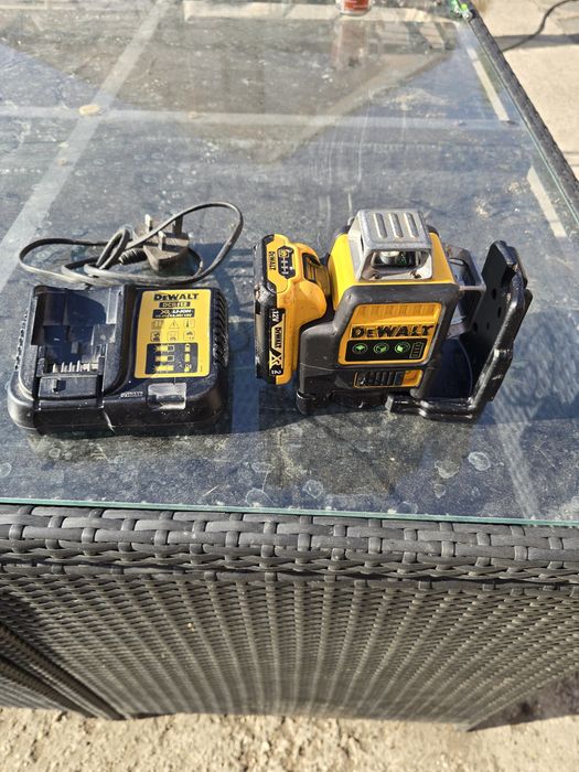 Laser dewalt 360 dce089g