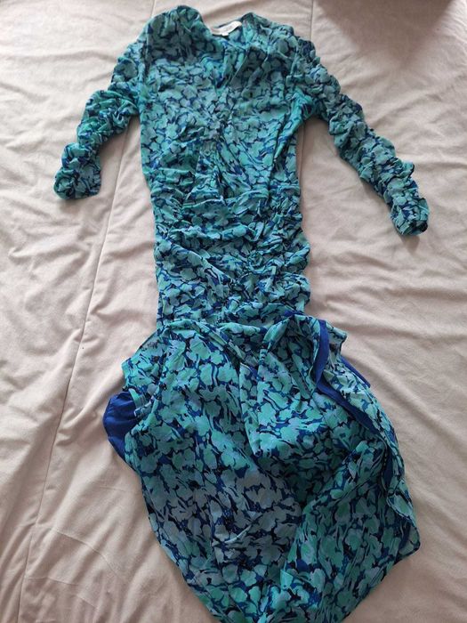 Vand 2 rochii midi DVF