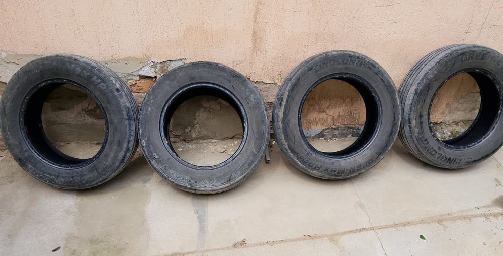 Продам Шины 205/65 R15