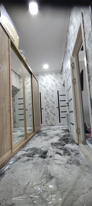 Срочно срочно Продам Свою 3 ком.кв в Новостройке ориентир Янгиобод туй