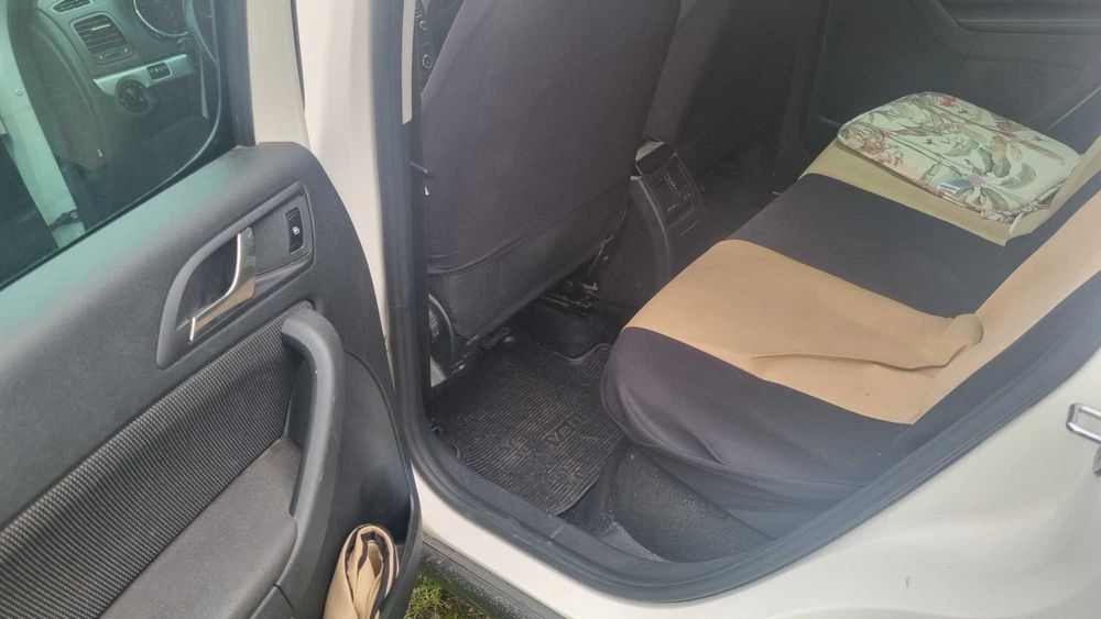 Masina in stare excelenta gata de drum-pret negociabil