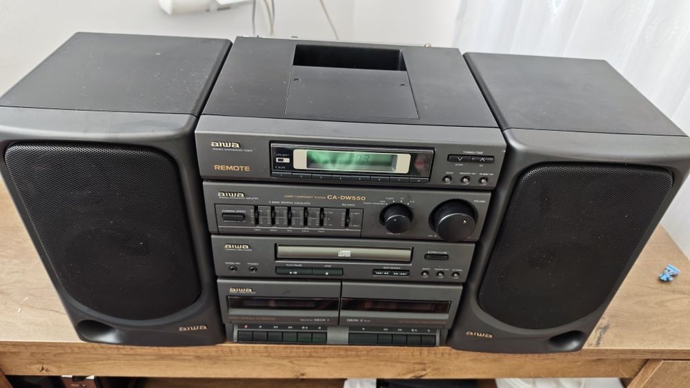 Combina Aiwa CA-DW