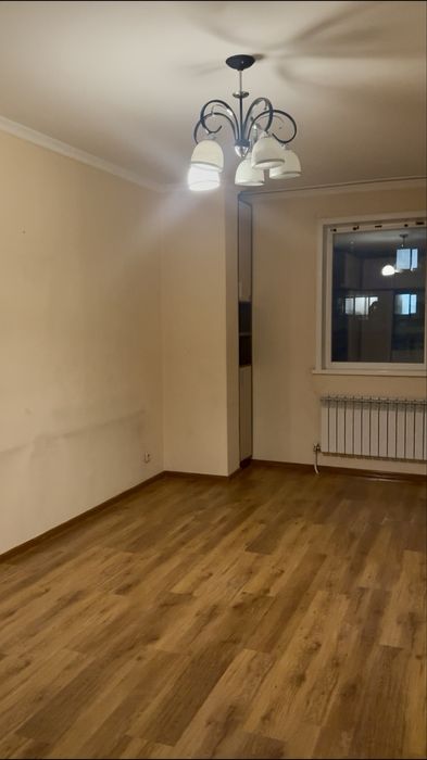 Продается 3 комн квартира , левый берег