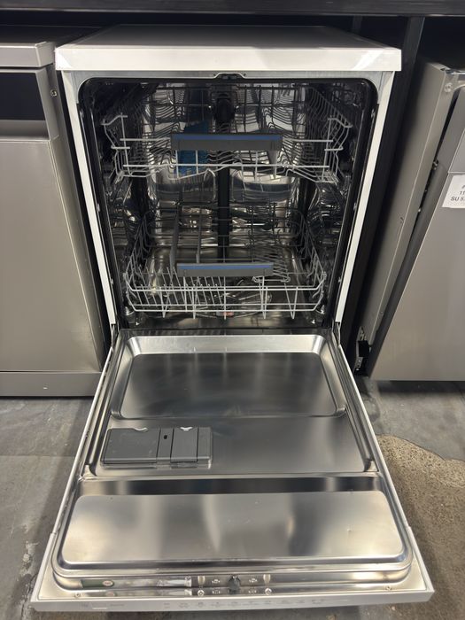 Mașină de spălat vase independentă Electrolux ESF5549LOW cu factura si garantie 12 luni