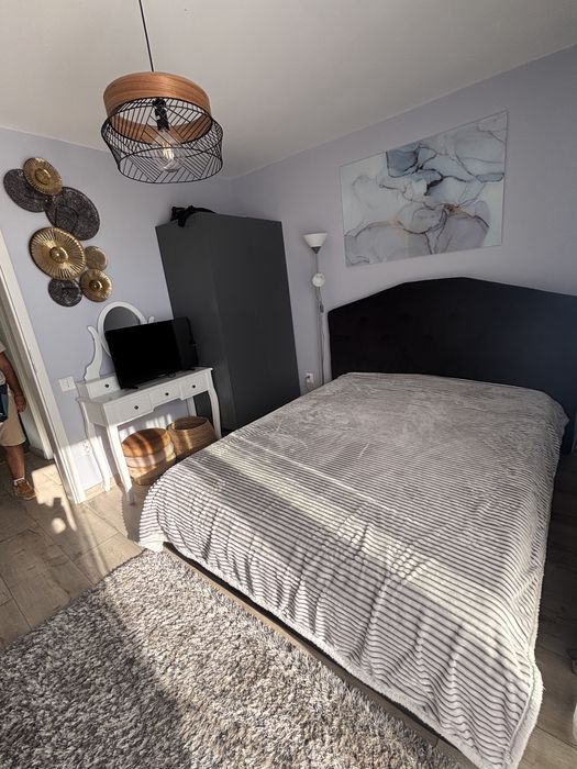 PF inchiriez penthouse , central , 2 parcari