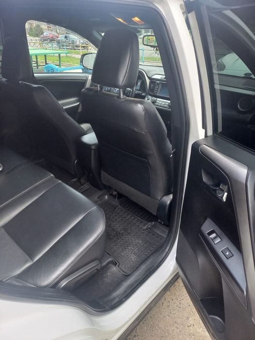 Продам,Рав 4, европеец 2019 год,автомат, 16млн.400