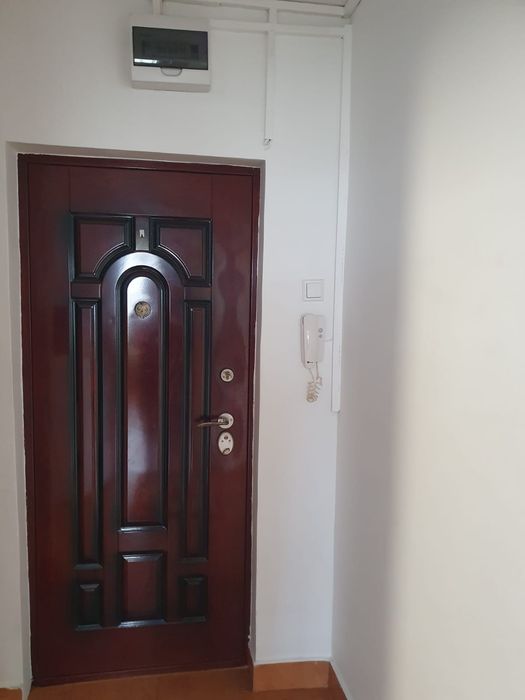 Apartament 2 camere de închiriat-Calea Romanilor