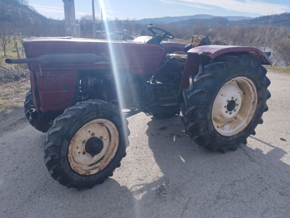 Vând tractor dt utb