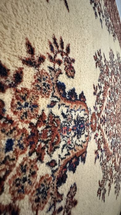 Ковер продам. Натуральная шесть. 2Х3 м