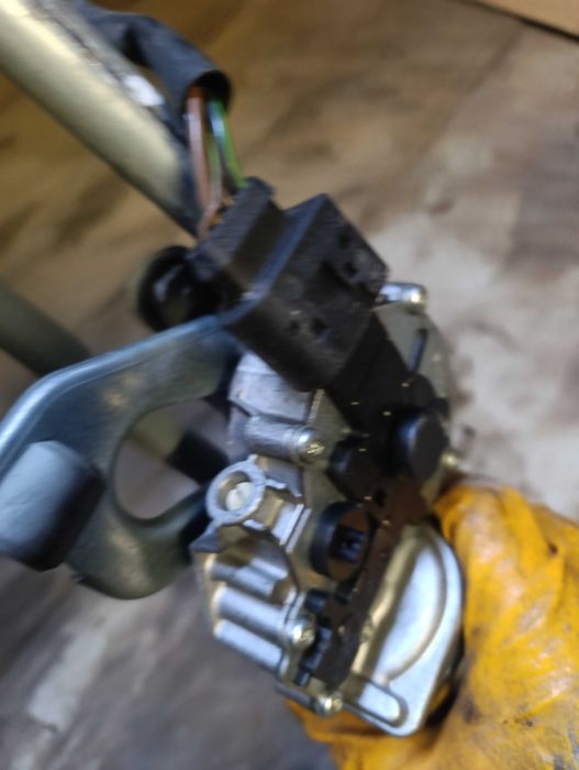 Механизъм моторче чистачки БМВ Х1 Е84 / BMW E84 - 2992465