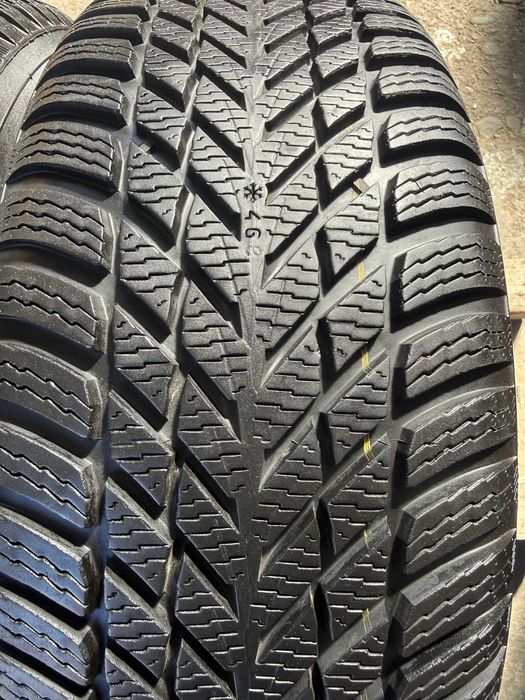 2x Anvelope iarna 205/65 r16 M+S - Nokian Snowproof 2