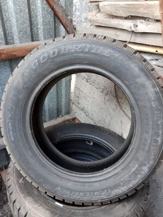 Продам зимние шины