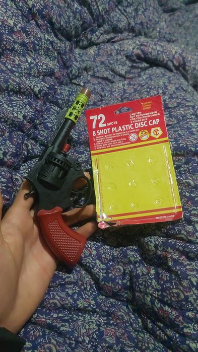 Pistolet , patron , oyinchoq , qurol ,