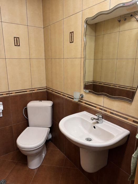 Продава се Тристаен апартамент в Варна, Гръцка махала - 120 кв.м за 10 €/кв.м - Снимка #12