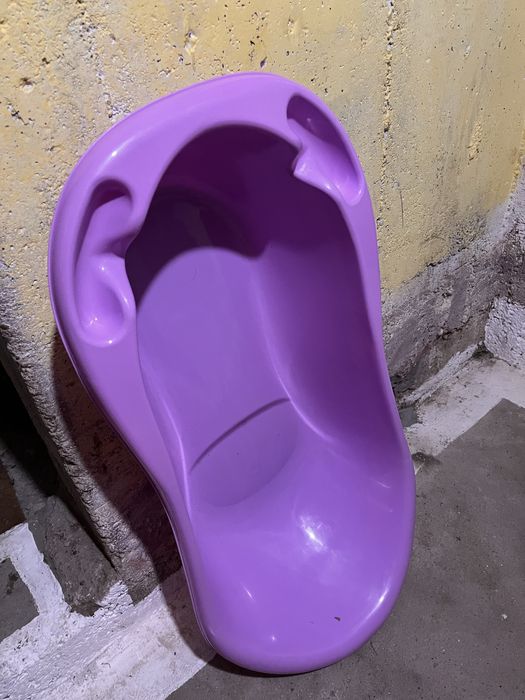 Vand cadita pentru copii