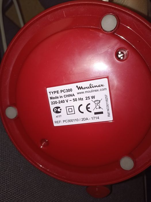 Новая Соковыжималка    Moulinex