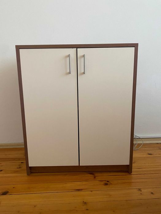 Офис мебели изключително запазени -20% при закупуване на всички