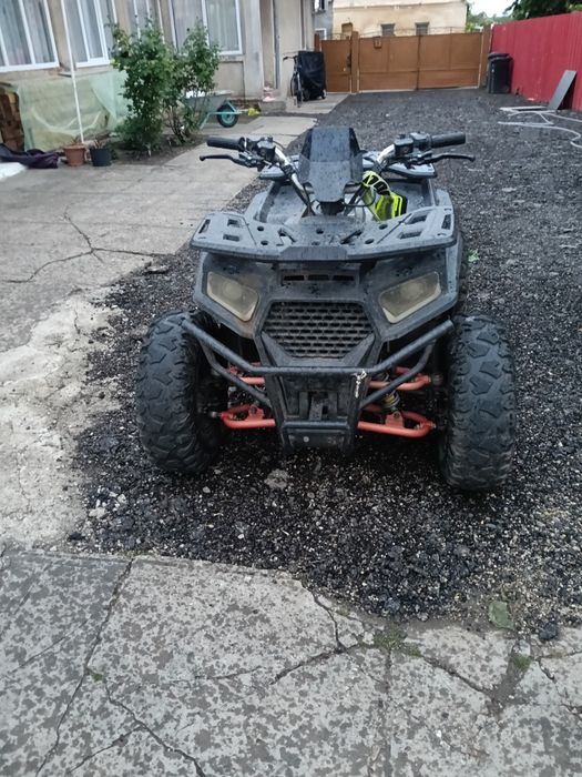 Vând ATV RDB 200