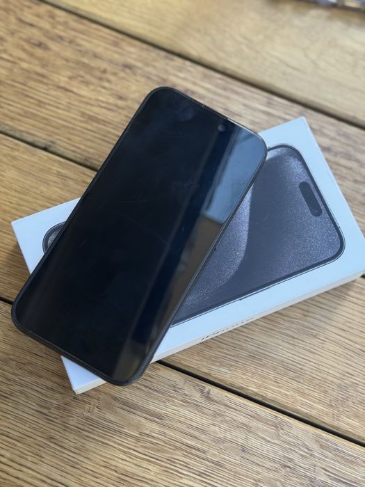 iPhone 15 Pro Черен 128GB