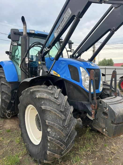 Tractor New Holland T7060 Case