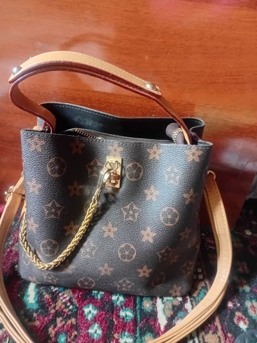 Сумкала сотилади хаммаси бутун оптом сотилади