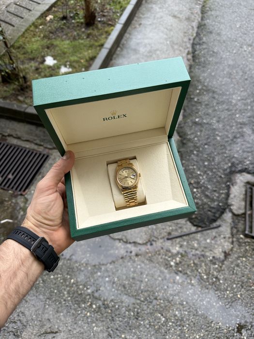 Rolex Day Date - President - 18k AUR - ceas cutie carte - perfect !