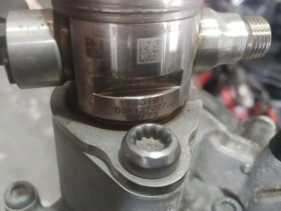 pompa inalta 1.5tsi dad vw t-roc golf 7 golf 8 skoda octavia 3 audi a3 8v  05e127027