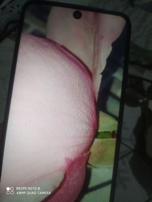 Redmi 10  6ram 128 hotira ishlashiga ozm garantiya  beramn