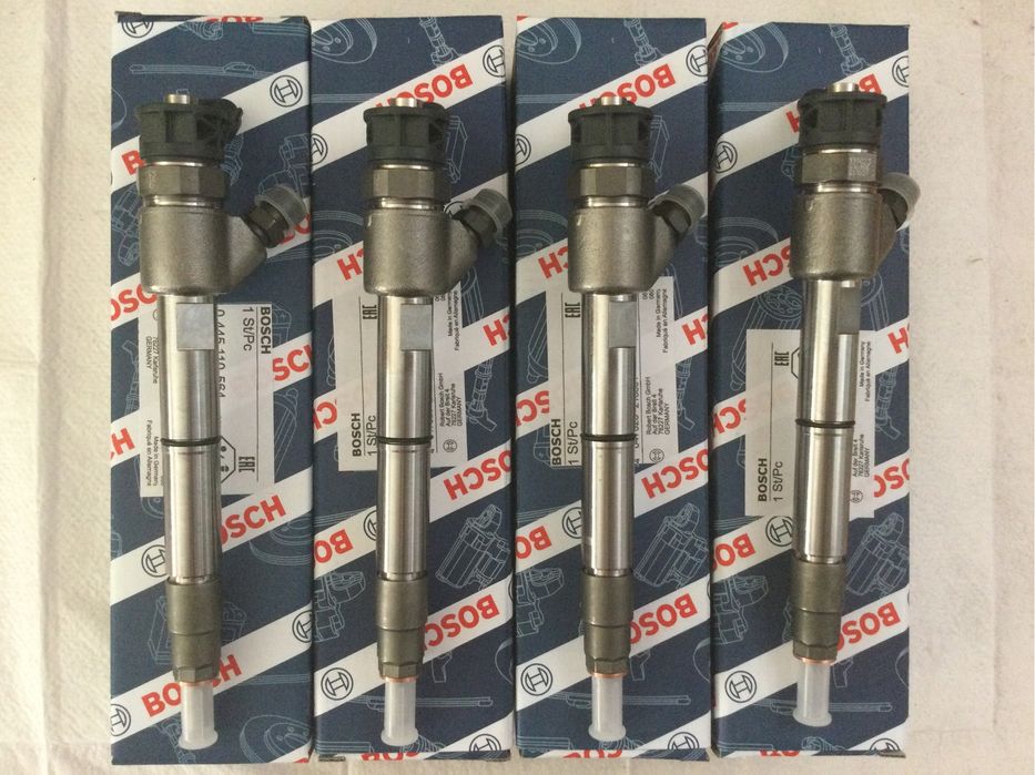 Injector injectoare noi Iveco 3.0 Daily euro 6 0445110564 5801644454