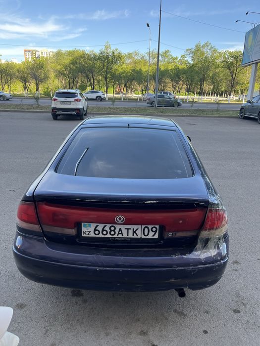 Mazda cronos 1995