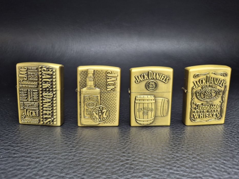 Комплект бензинови запалки Jack Daniel's, два цвята