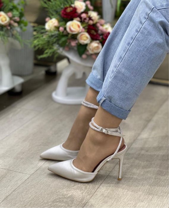 Продам каблук и шпилька