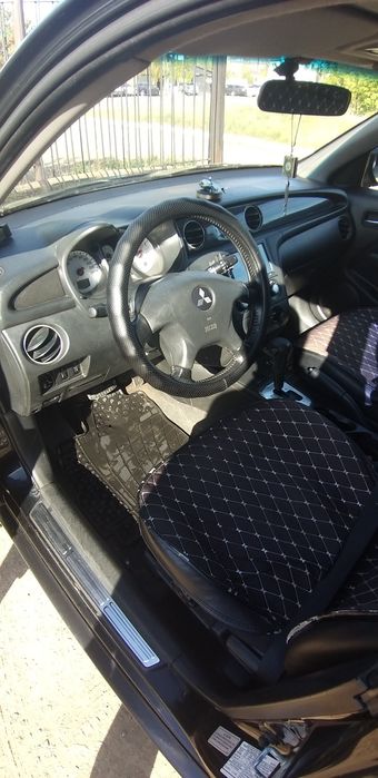 Продаётся Mitsubishi Outlander