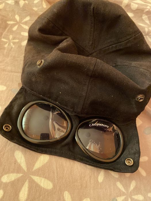 Шапка с козирка C.p.company