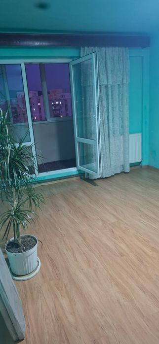 Vand apartament in Tudor