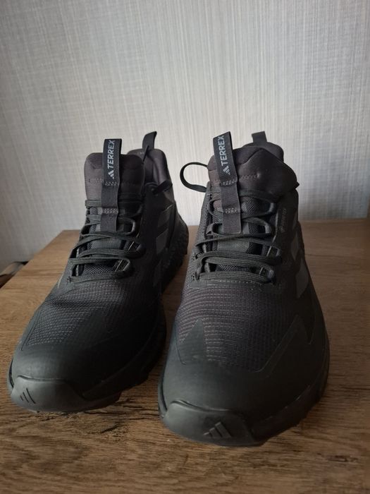 Adidas Terrex gore tex маратонки 46 номер.