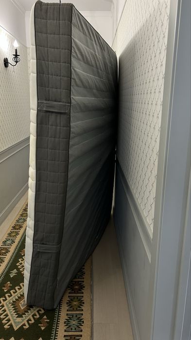 Матрас 180х200 см