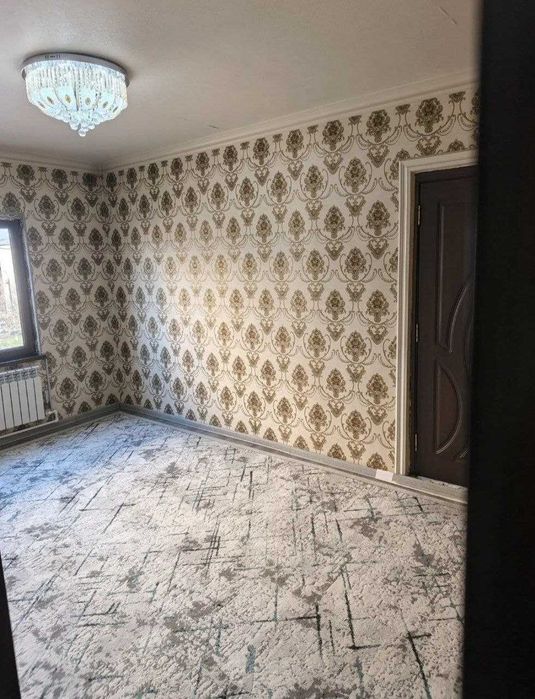 ИбинСино2 1 хона квартира арзон нархда Сотилади !