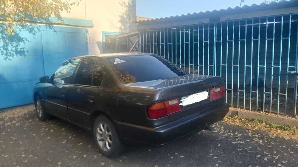 Nissan Primera 1996 г.