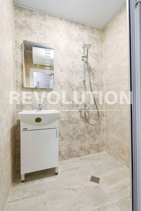 Двустаен апартамент в ж.к. Дружба 1.