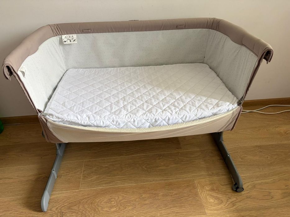Pătuț co-sleeper chicco