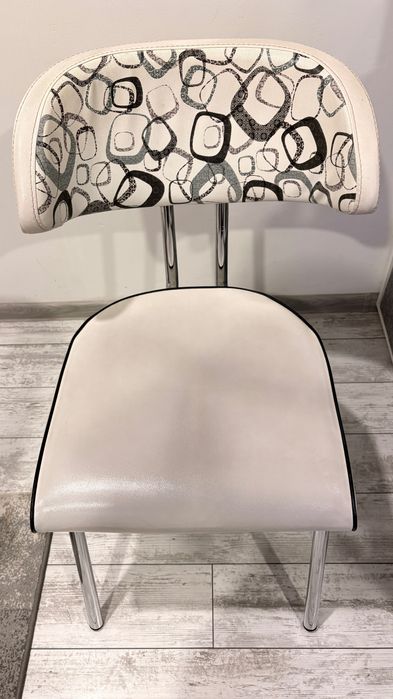 Кухненски столове 4 броя