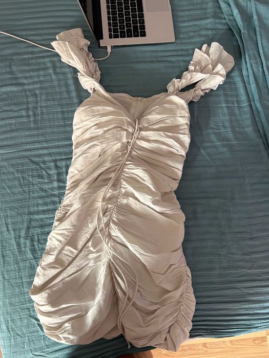 Продавам стил и елегантност на изгодна цена!